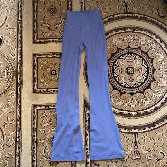 Lululemon groove pants in water drop, size 2 - Picture 5 of 6